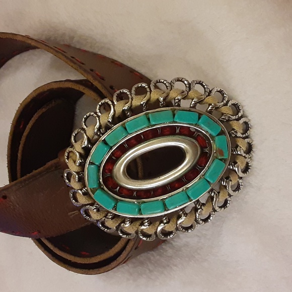 Backstreet Ahead Belt..Medium  brown leather.. heavy silver embellished buckle - Picture 3 of 12